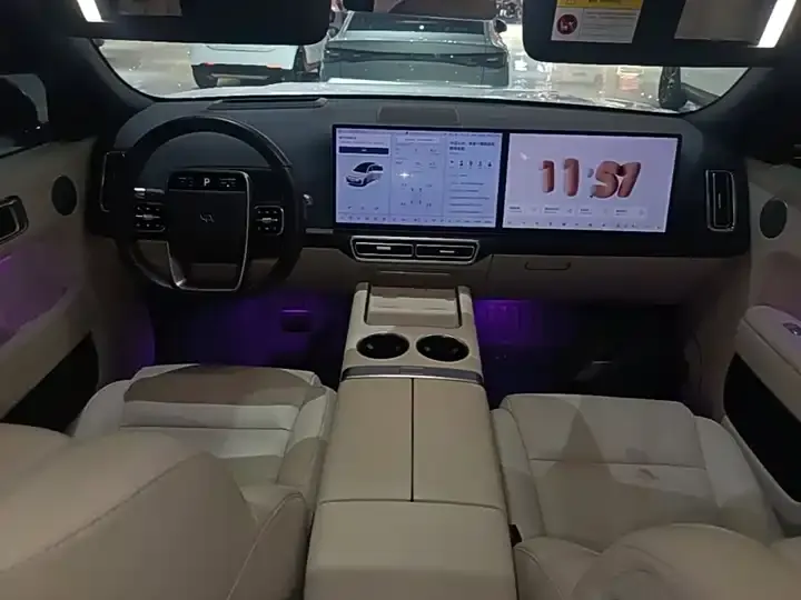 Li L7 2023 Pro 10