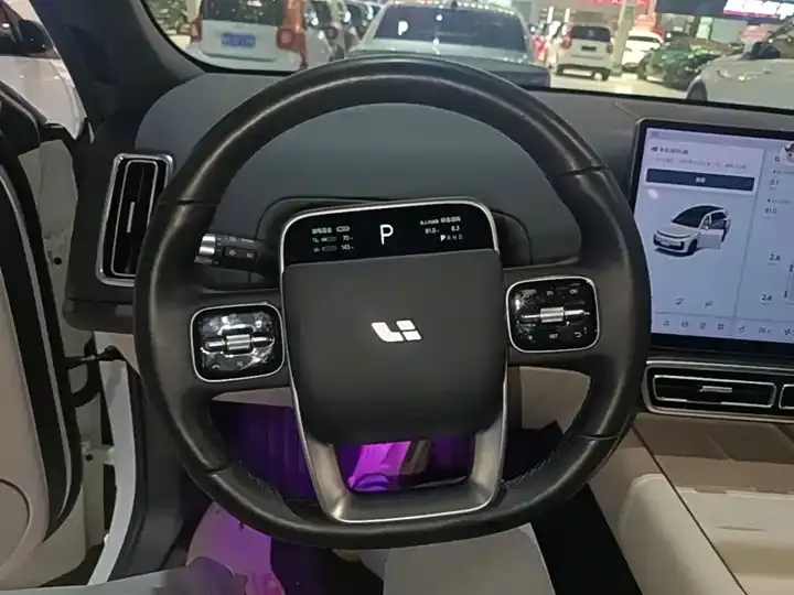 Li L7 2023 Pro 11