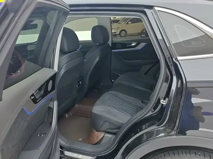 HongQi HS5 2022 to 2.0T Zhilian Flag Edition 11