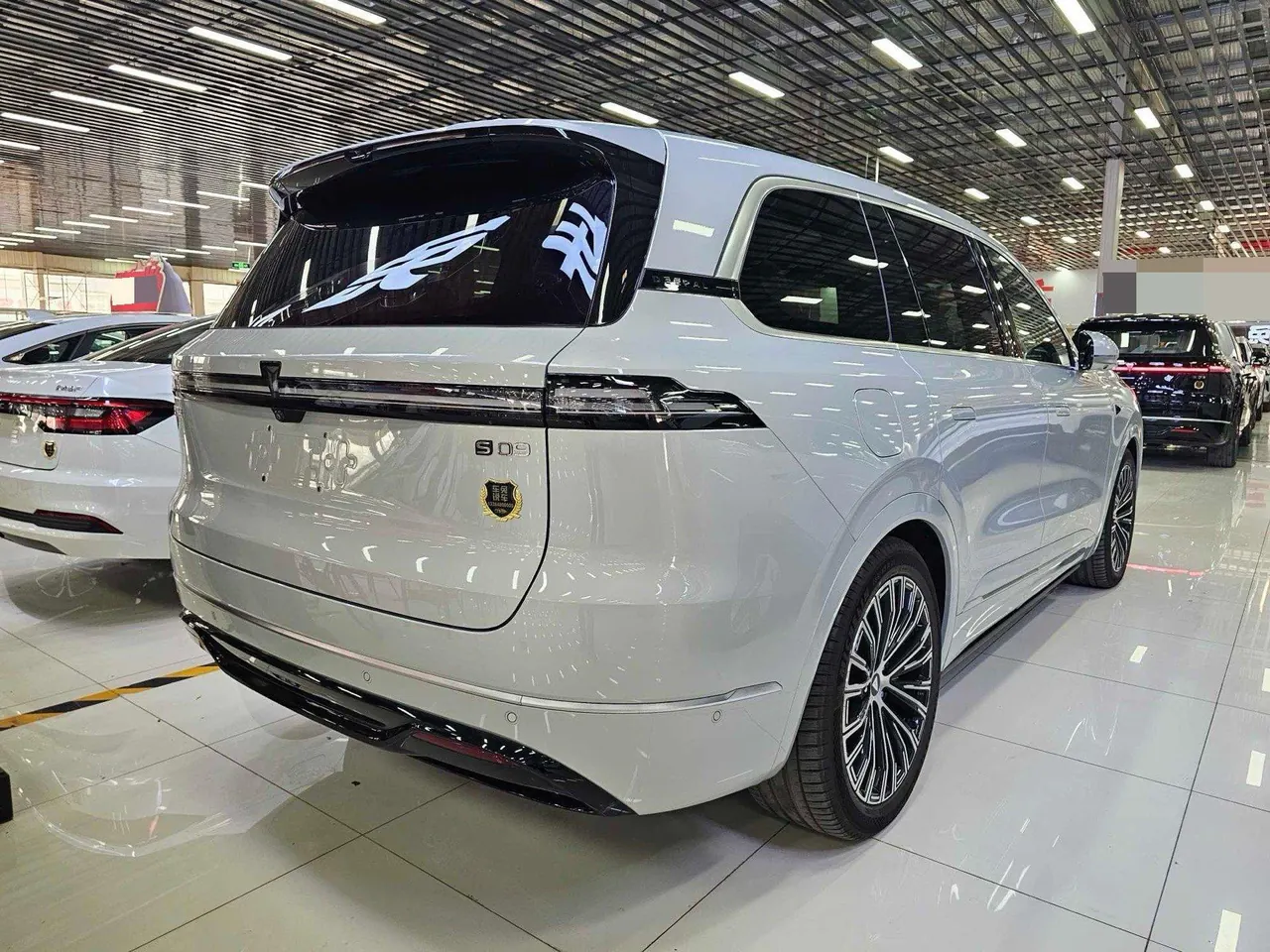 ChangAn Deepal 2025 S09 four-wheel drive Ultra high-fixed automatic gear 5