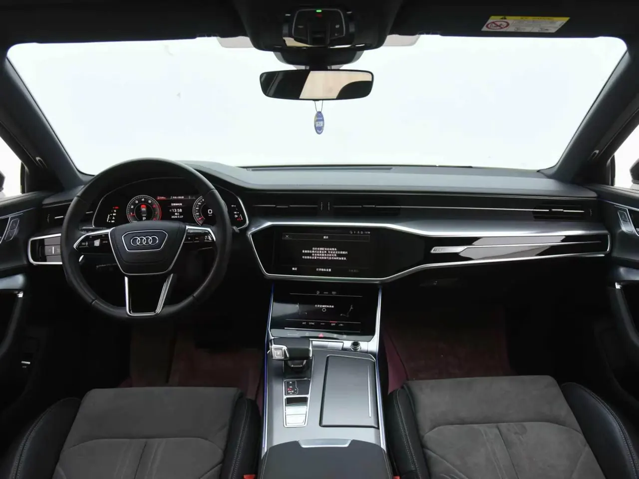 Audi 2023 A6L 2.0TFSI 40TFSI Deluxe Dynamic Automatic 7