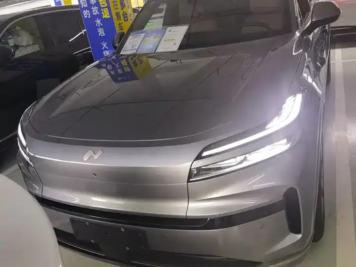 ONVO L90 2025 Pro 6-seat Edition 2