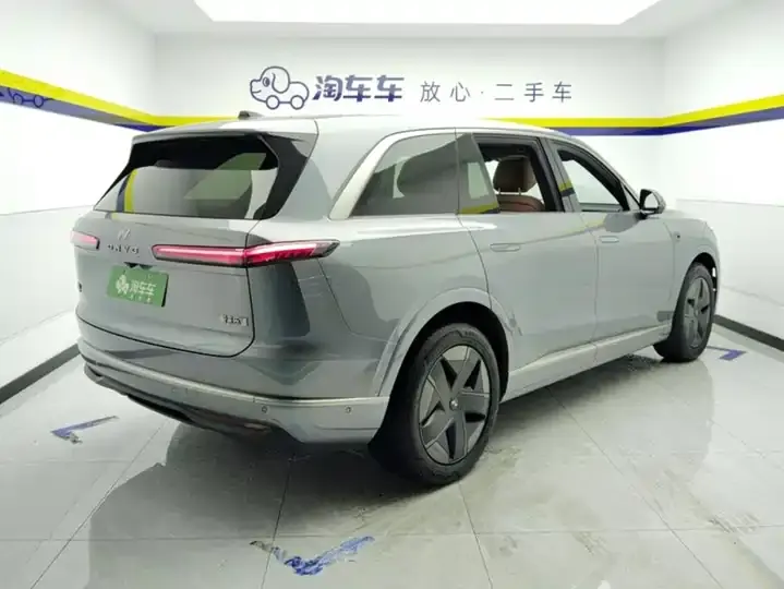 ONVO L90 2025 Pro 6-seat Edition 3