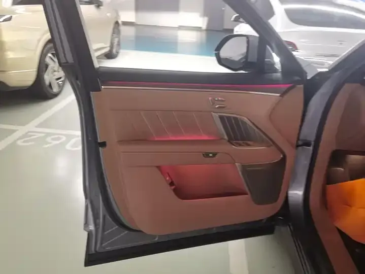 ONVO L90 2025 Pro 6-seat Edition 7