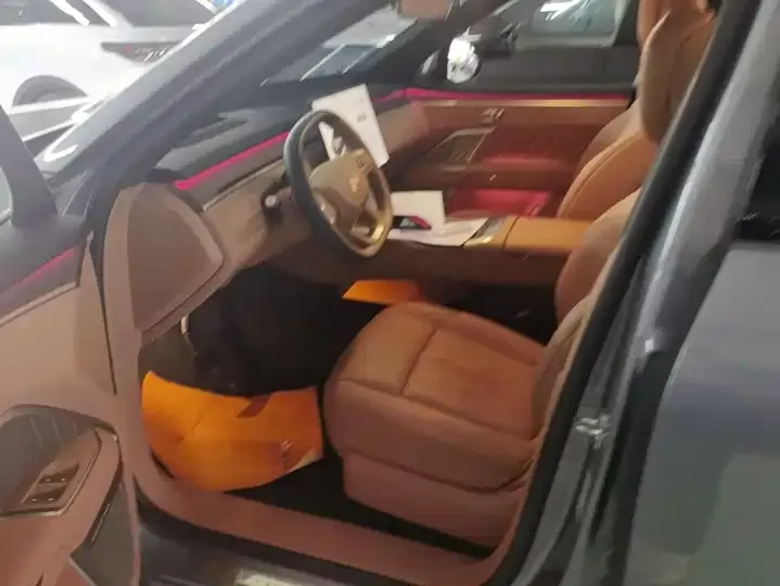 ONVO L90 2025 Pro 6-seat Edition 9