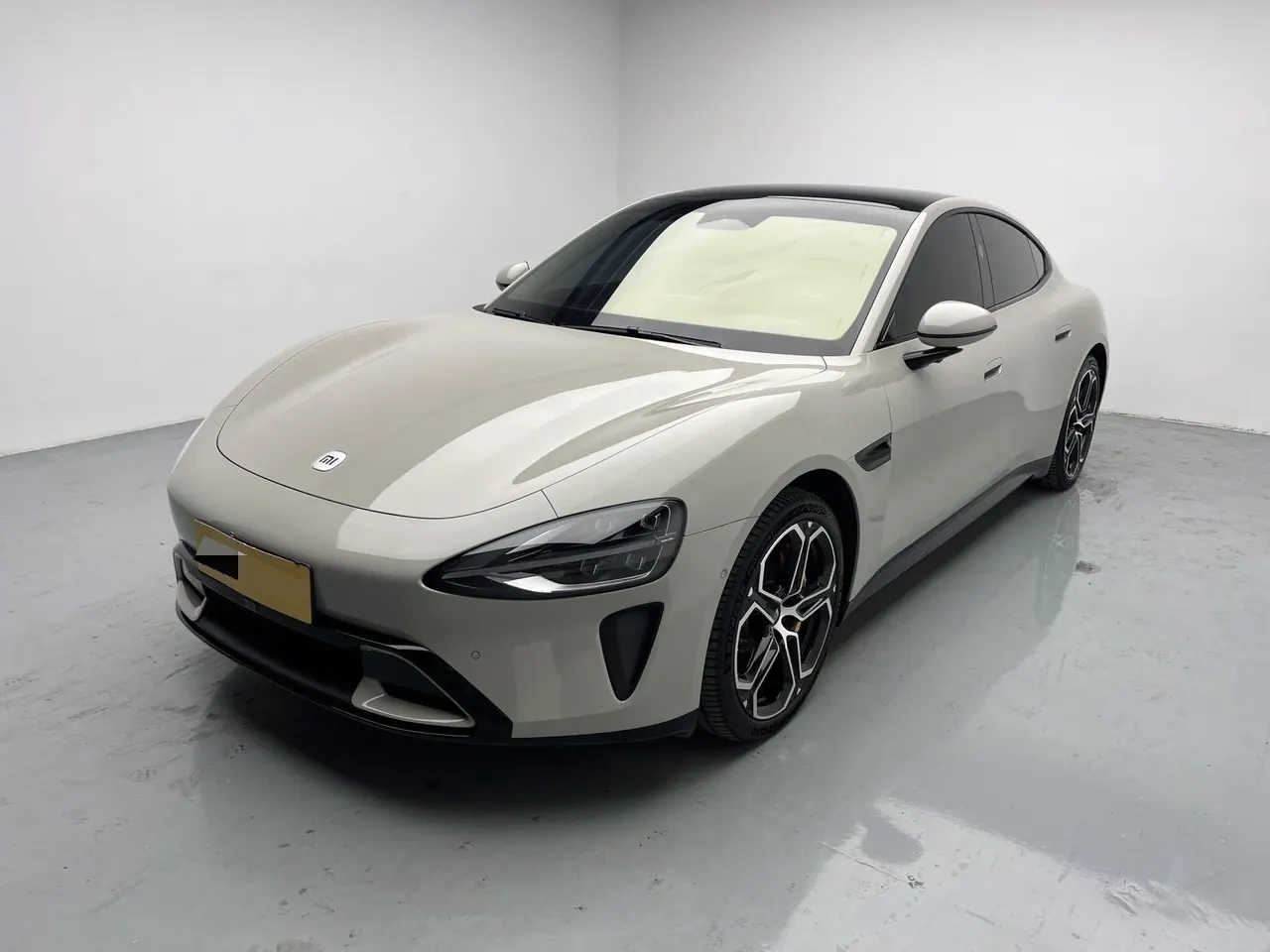 MI 2024 SU 7 700km Rear Drive Long Endurance Smart Driving Edition Automatic Gear - View 1