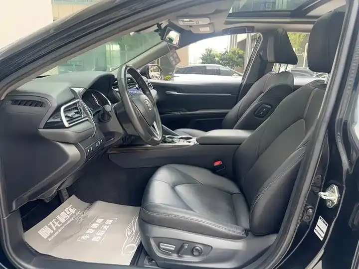 Camry 2019 facelift 2.5G Deluxe Edition 11