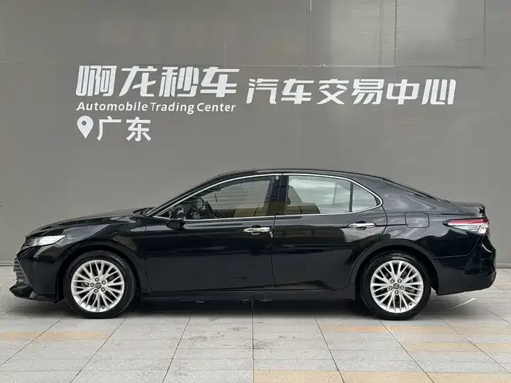 Camry 2019 facelift 2.5G Deluxe Edition 3