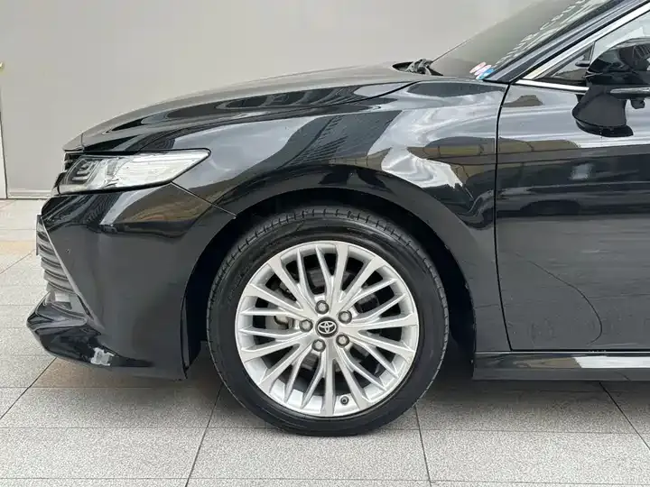 Camry 2019 facelift 2.5G Deluxe Edition 5