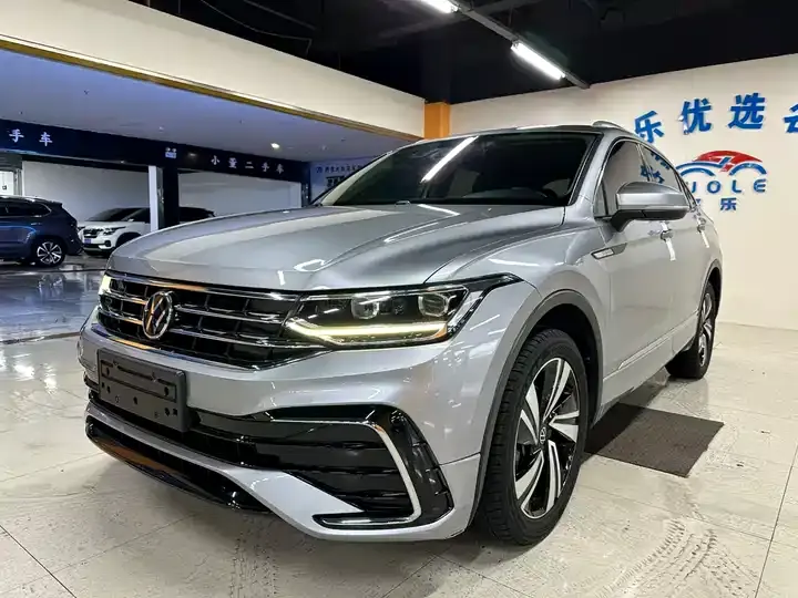 Open image lightbox: Tiguan X 2021 330TSI Two-Drive Overdrive Edition