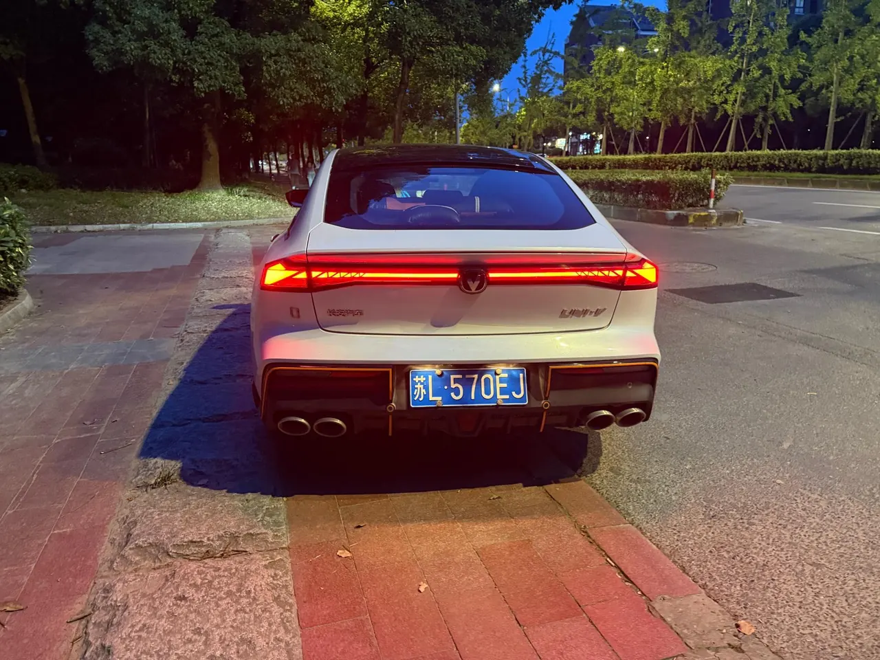 ChangAn 2023 UNI-V 1.5T Sports Edition Automatic 9
