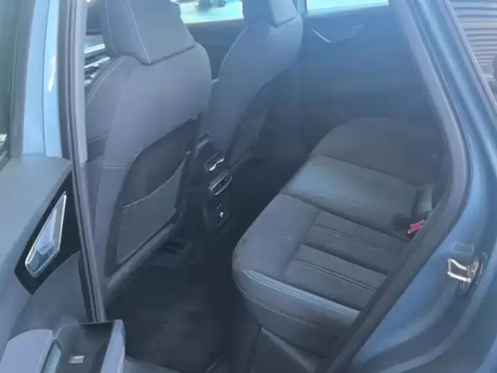 Audi Q4 e-tron 2023 50 e-tron quattro Creation Edition 11