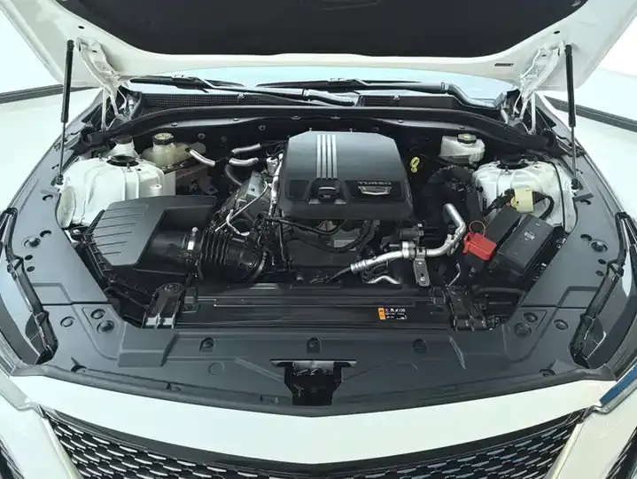 Cadillac CT5 2022 28T Luxury Model 10