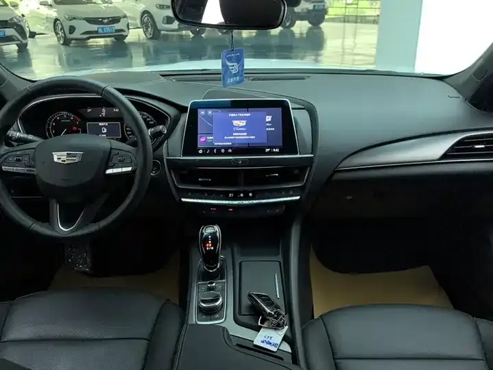 Cadillac CT5 2022 28T Luxury Model 12