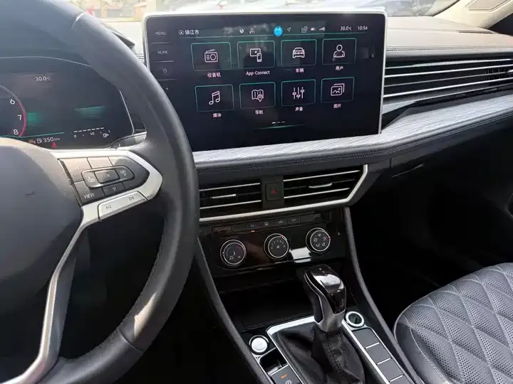 Sagittarius 2024 300TSI DSG Exceed Edition 12