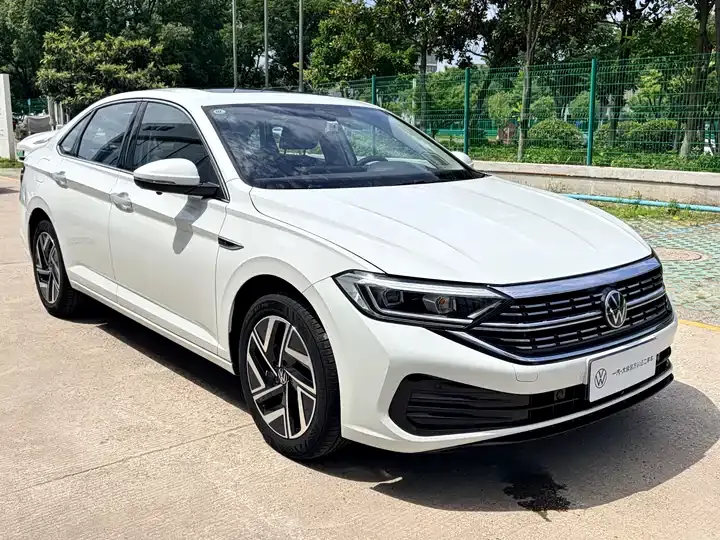 Sagittarius 2024 300TSI DSG Exceed Edition 3