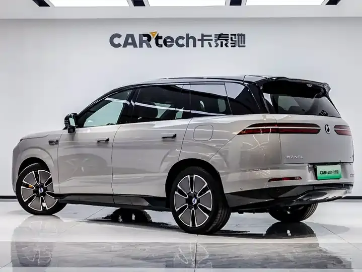 Открыть галерею: Denza N8L 2025 flagship