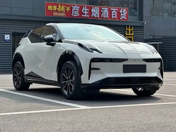 Zeekr X 2023 rear drive ME version 5 seats 3