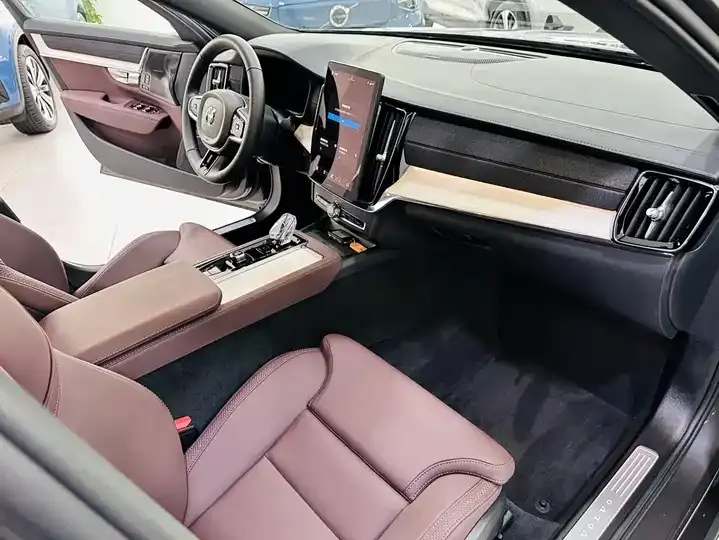 Volvo S90 plug-in hybrid 2026 plug-in hybrid four-wheel drive long endurance Zhiyuan Deluxe Edition 10