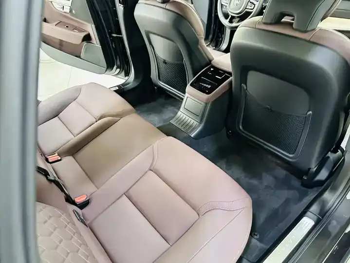 Volvo S90 plug-in hybrid 2026 plug-in hybrid four-wheel drive long endurance Zhiyuan Deluxe Edition 6
