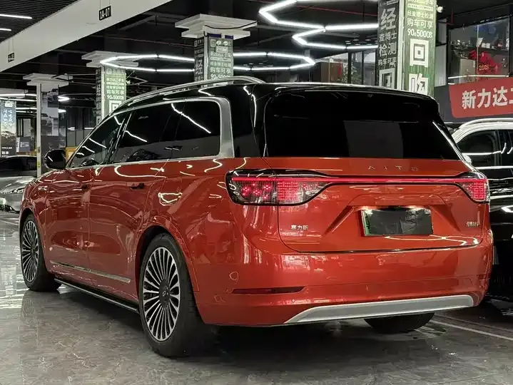 AITO M9 2024 extended range Ultra version 42kWh 6-seat version 6