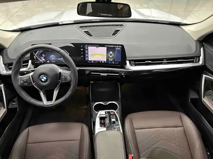 BMW X1 2023 sDrive20Li X Design Set 2