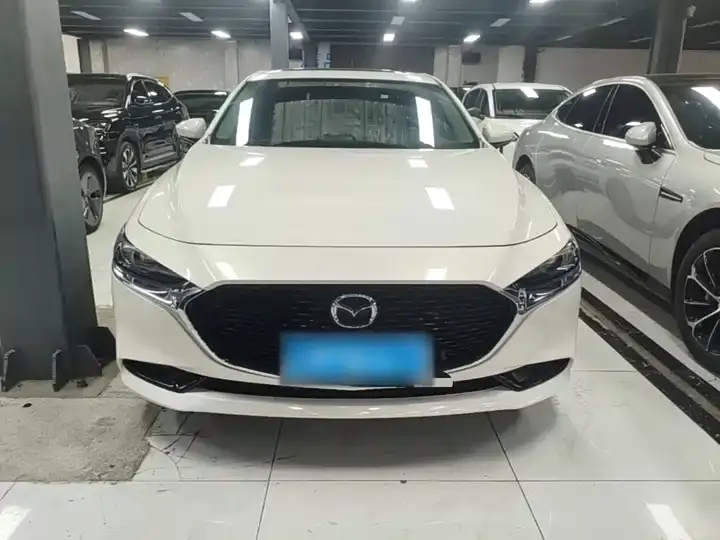 Mazda3 Axela 2020 2.0L Automatic Elegant Edition 3