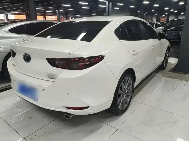 Mazda3 Axela 2020 2.0L Automatic Elegant Edition 7