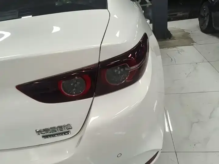 Mazda3 Axela 2020 2.0L Automatic Elegant Edition 8