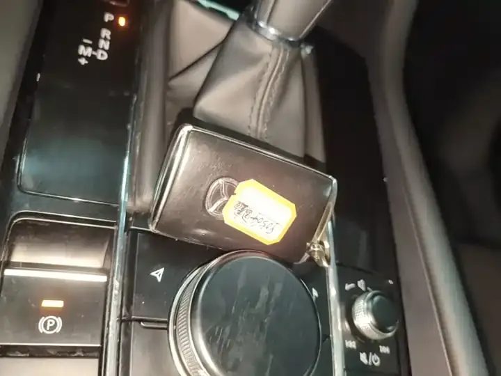 Mazda3 Axela 2020 2.0L Automatic Elegant Edition 9