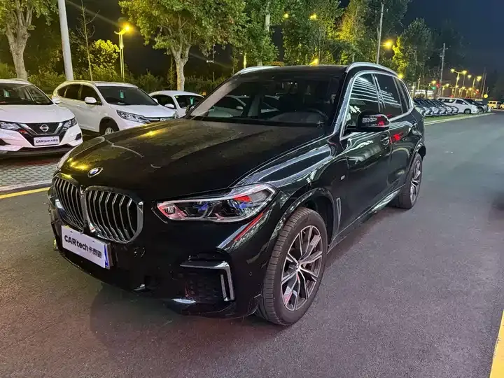 BMW X5 (Imported) 2021 Modified xDrive30i M Sports Suit - View 1