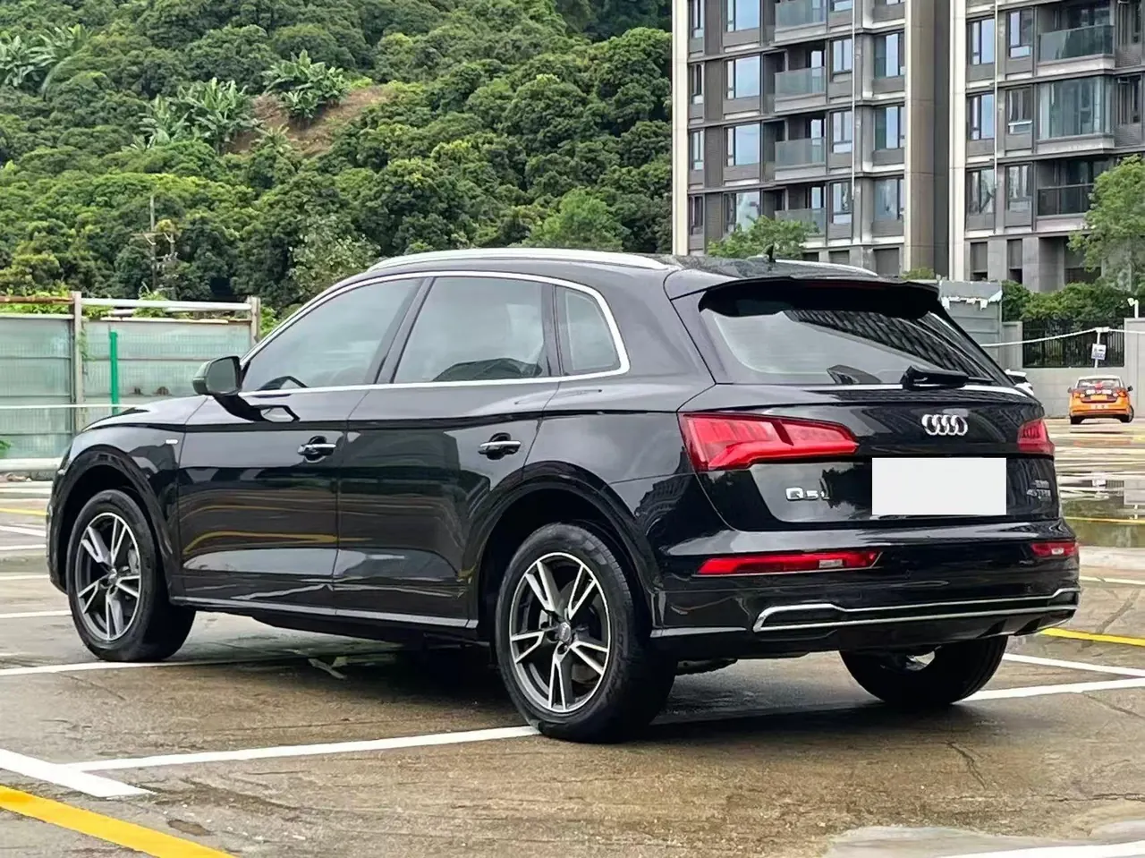 Audi 2020 Q5L 2.0TFSI 45TFSI exclusive fashion automatic 8