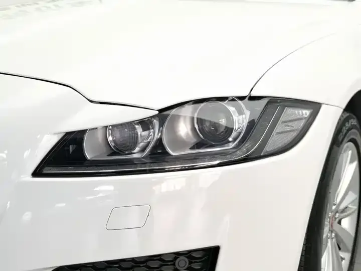 Jaguar XFL 2020 XFL 2.0T P 10000.00g Drive Fenghua Edition 7