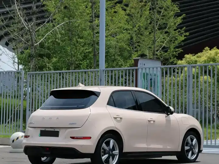 Ora Good Cat 2023 model, 401km standard range, Luxury trim, lithium‑ion battery 7