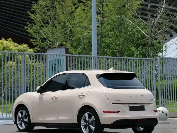 Ora Good Cat 2023 model, 401km standard range, Luxury trim, lithium‑ion battery 9