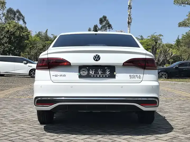 Bora 2023 200TSI DSG Smooth Edition 6