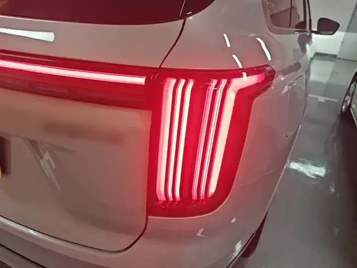 Jetour ShanHai L7 PLUS 2026 220km Elite Edition 5 8