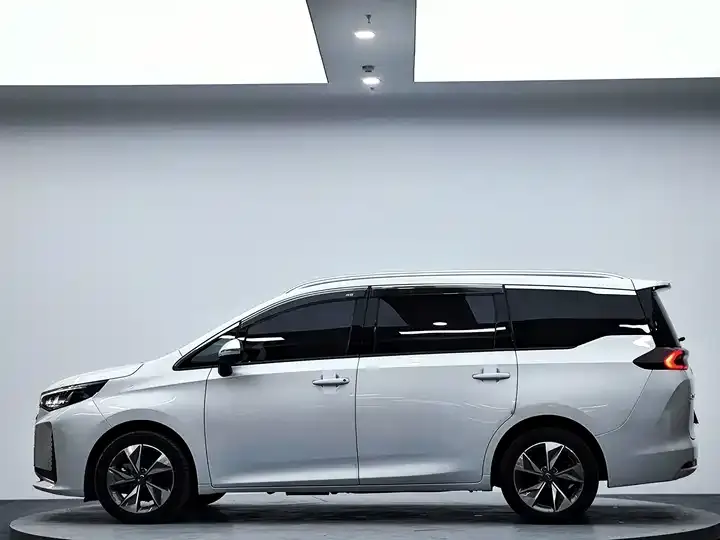 Trumpchi M6 2021 PRO 270T Automatic Luxury Edition 5