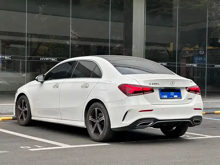 Mercedes Benz Class A 2022 Model to Class II A 200 L Sports Car Fashion Model 5