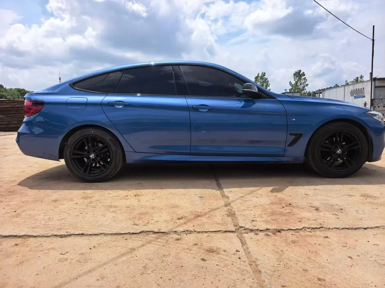 BMW 3 Series GT (Imported) 2020 GT 320i 2.0T M Sports Obsidian Night Edition Automatic Gear 8