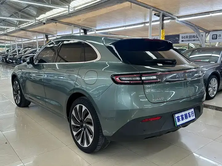 AITO M5 2022 Range-extended Four-wheel Drive to Achieve Edition 6