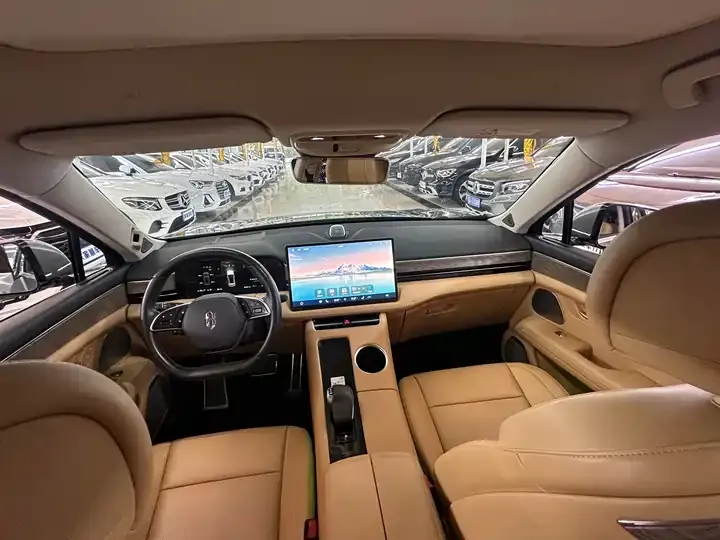 AITO M5 2022 Range-extended Four-wheel Drive to Achieve Edition 9