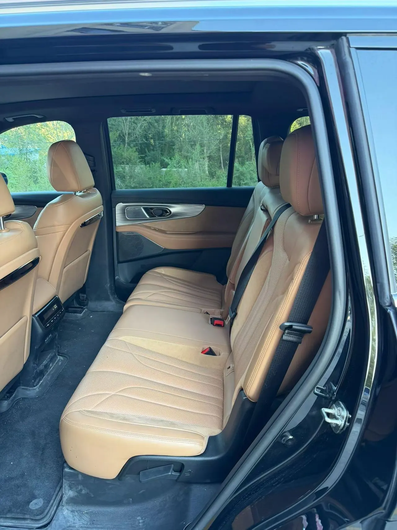 Chuanqi 2023 ES9 PHEV 2.0T 143km Max Automatic Gear 5