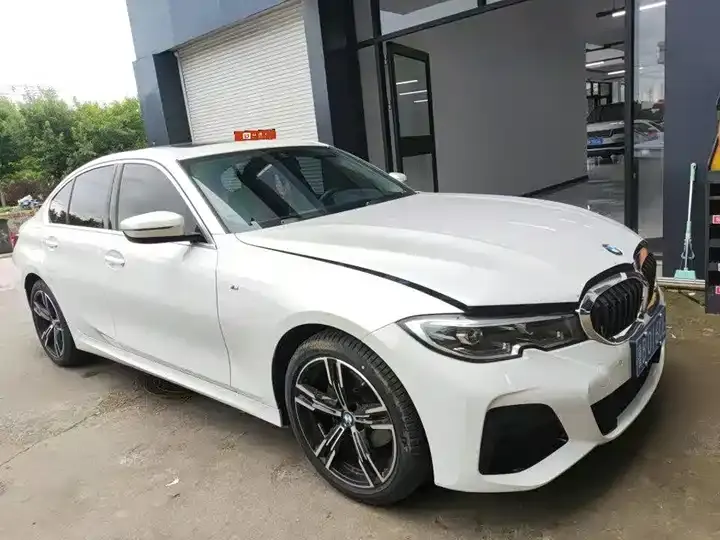 BMW 3 Series 2022 325i M Sports Suit 3