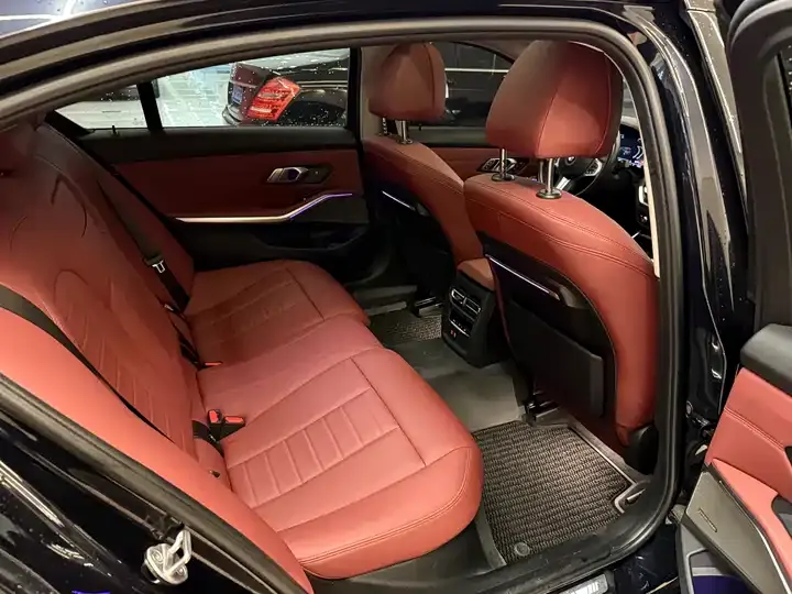 BMW 3 Series 2021 325Li M Sports Night Suit 10