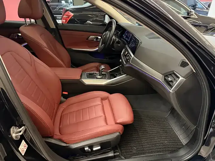 BMW 3 Series 2021 325Li M Sports Night Suit 11