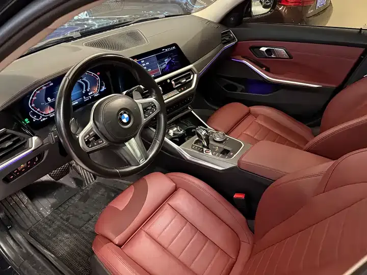 BMW 3 Series 2021 325Li M Sports Night Suit 4