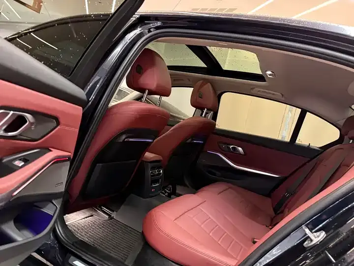 BMW 3 Series 2021 325Li M Sports Night Suit 9