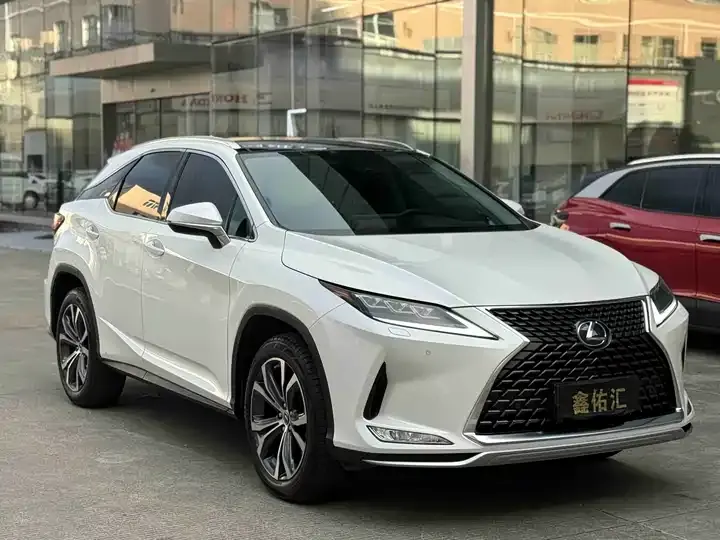 Open image lightbox: Lexus RX 2020 model modified 300 four-wheel drive elegant version