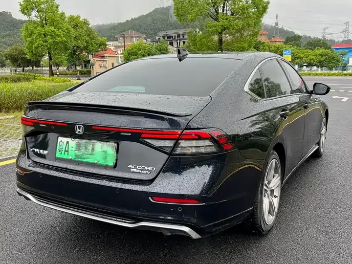 Accord New Energy 2023 2.0L e:PHEV Premium Edition 3